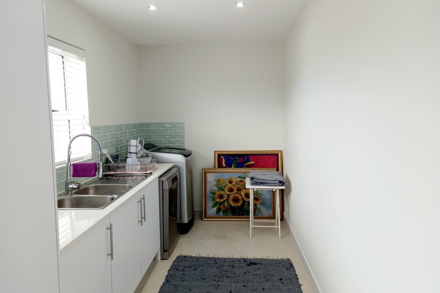 3 Bedroom Property for Sale in Bluewater Bay Western Cape